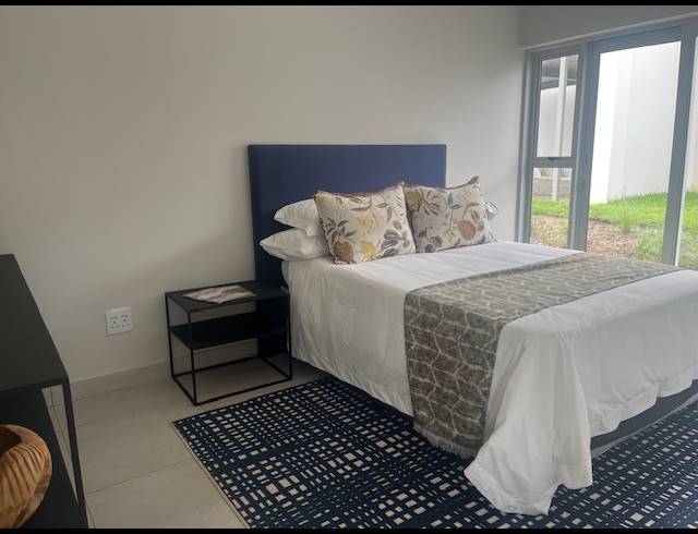 2 BEDROOM HOUSE FOR SALE IN SHEFFIELD BEACH